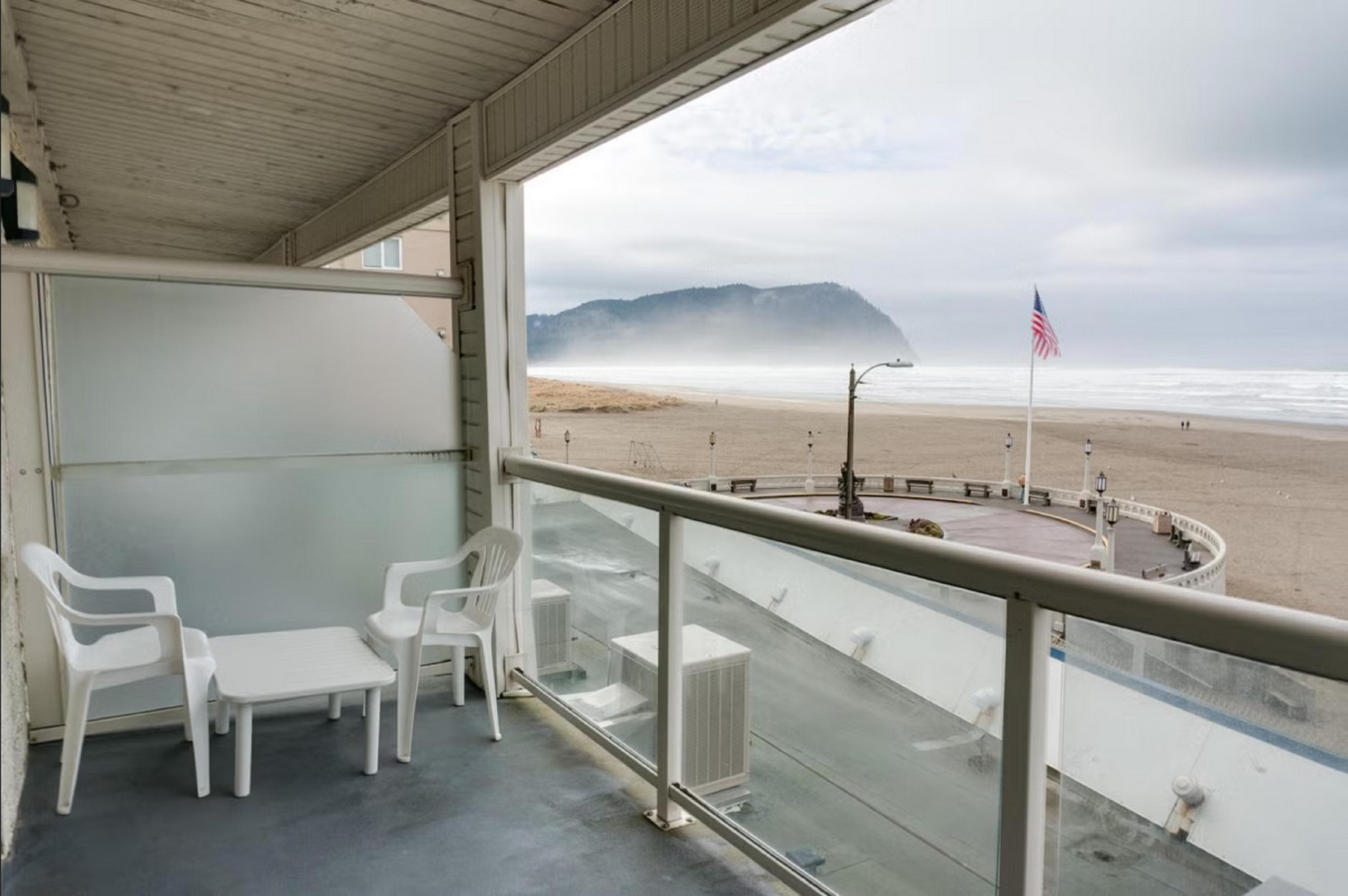 Promenade Inn & Suites Oceanfront Seaside Eksteriør billede
