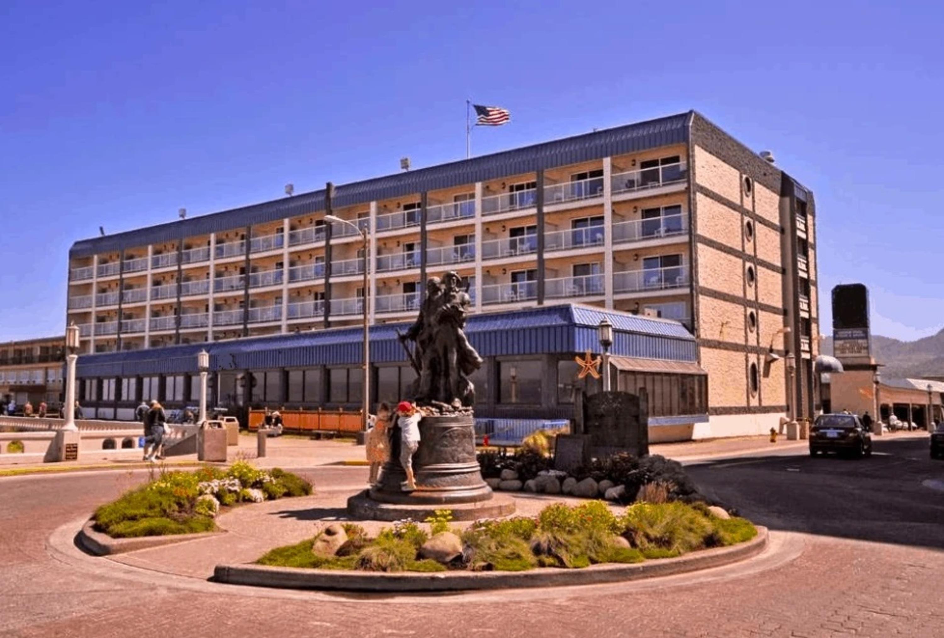 Promenade Inn & Suites Oceanfront Seaside Eksteriør billede